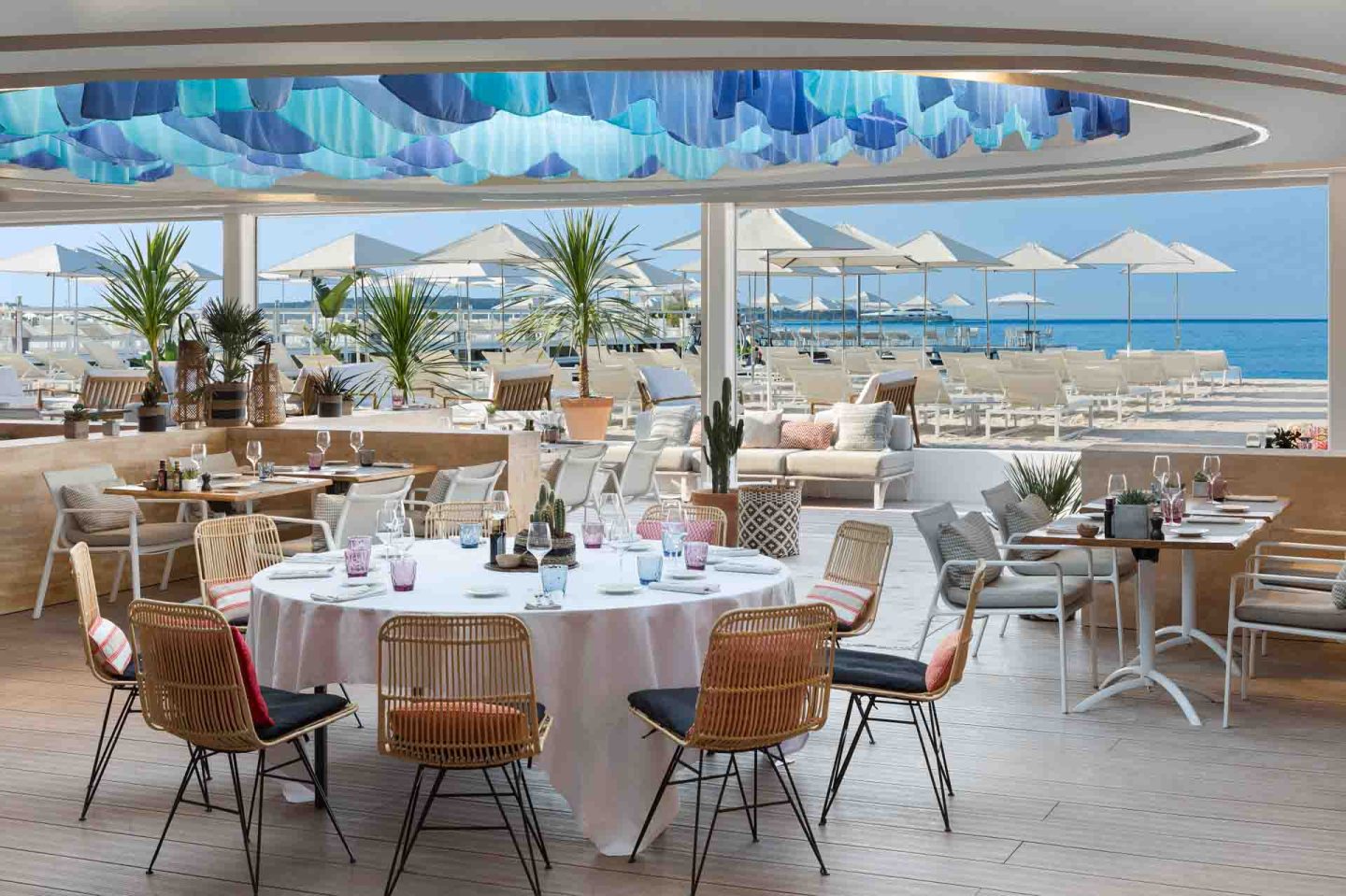 Restaurant © Hôtel Barrière Le Majestic Cannes